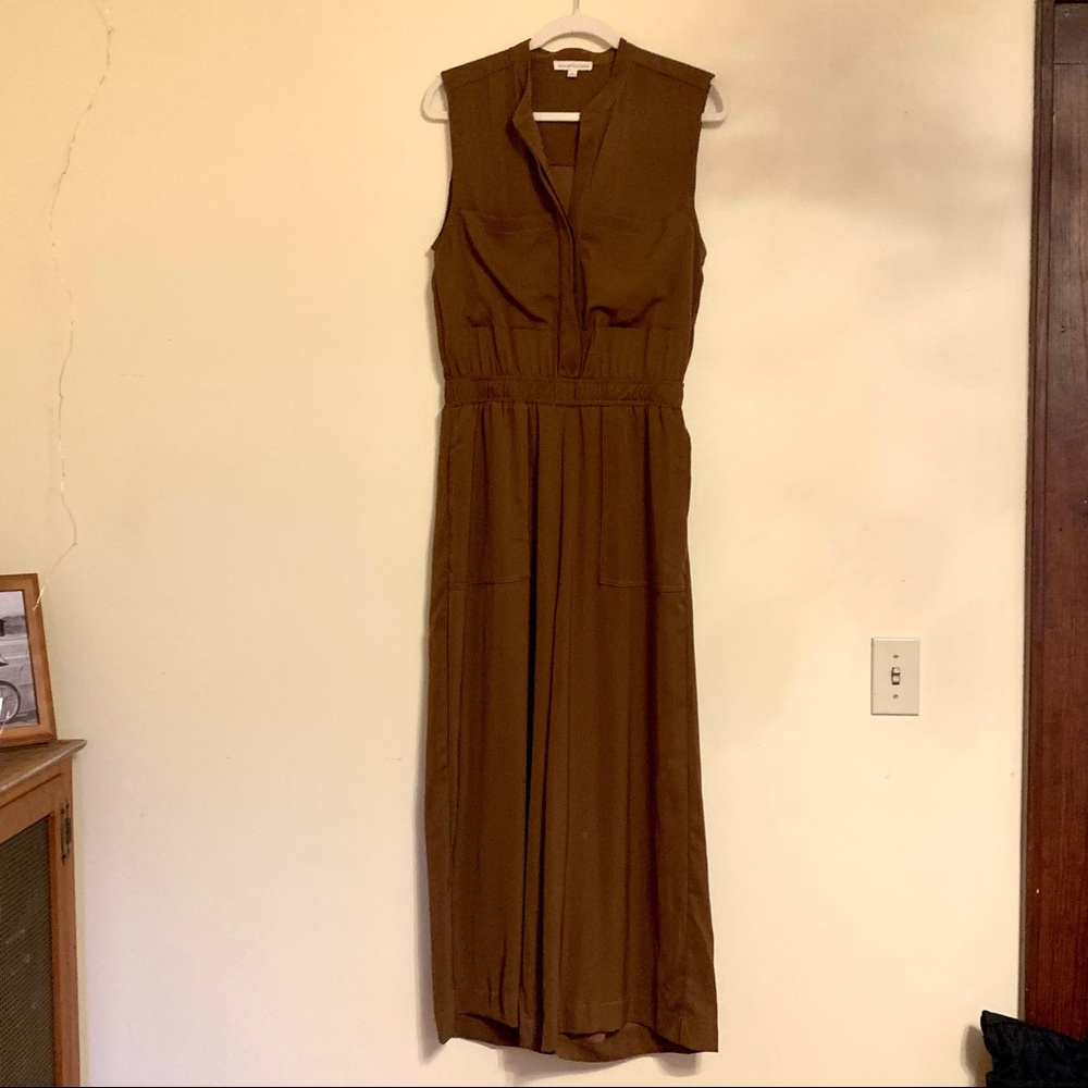 Flowy brown jumpsuit